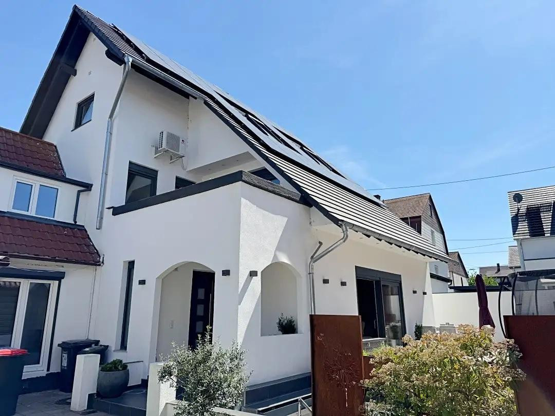 Zukunftssicheres Design-Atriumhaus: Klasse B, 12kWp PV, Klima, Kamin & Einlieger-Option – Karlsruhe(Daxlanden) – Vorschaubild 7