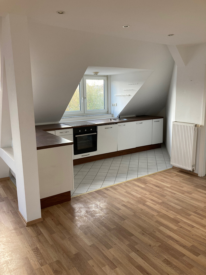 Loftfeeling auf 2 Ebenen, außergewöhliche & lichtdurchflutete Galeriewohnung – Böttgerstr. 5, 4328 Leipzig(Paunsdorf) – Vorschaubild 16
