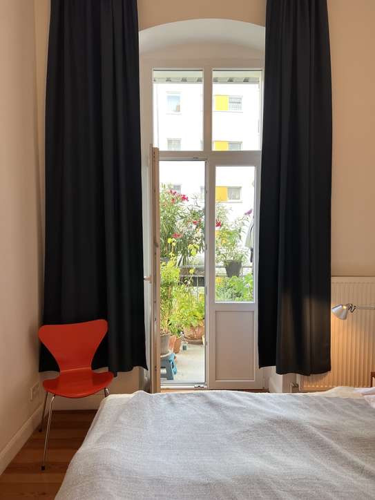 Tolle 4 Zimmer Altbauwohnung in Kreuzberg mit Wohnküche nahe Paul-Lincke Ufer, Südbalkon, Parkett – Berlin(Kreuzberg) – Vorschaubild 6