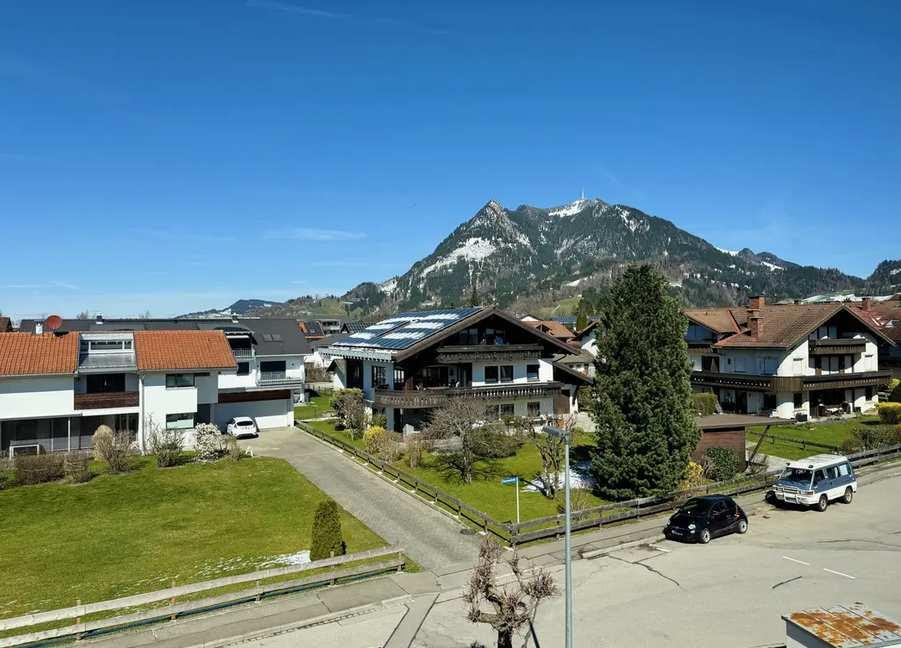 Ruhige, schöne 4-Zi-Whg mit Bergblick, Südloggia u Garage in Sonthofen – von privat – Sonthofen – Vorschaubild 2