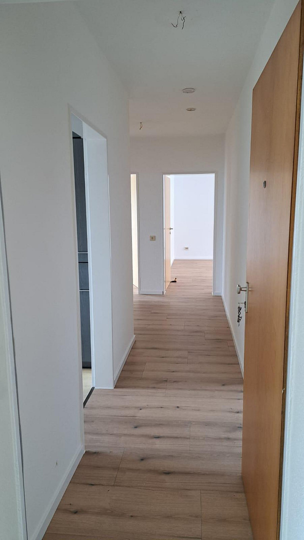 Renovierte 2-Zimmer Wohnung in ruhiger und zentraler Lage – Bremerhaven(Goethestraße) – Vorschaubild 3