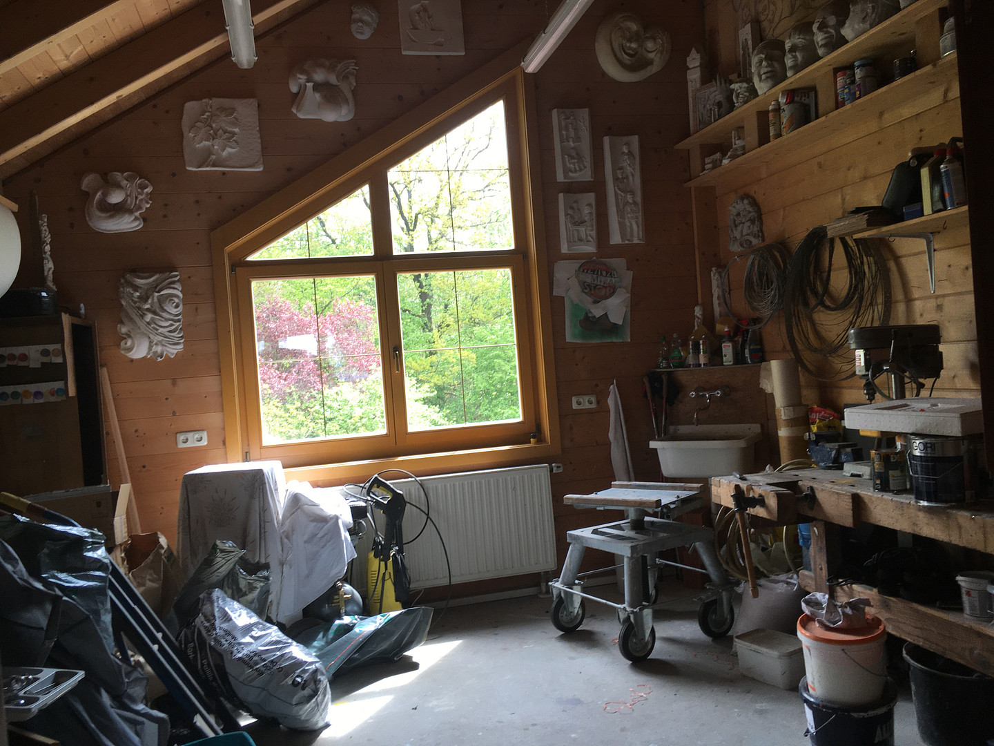 Am Waldrand gelegenes Einfamilienhaus mit ELW und parkähnlichem Garten – Landshut – Vorschaubild 31