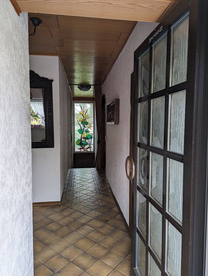 **Ihr neues Zuhause! - Einfamilienhaus mit Einliegerwohnung in ruhiger Lage** – Glashütten-Schloßborn(Schloßborn) – Vorschaubild 3