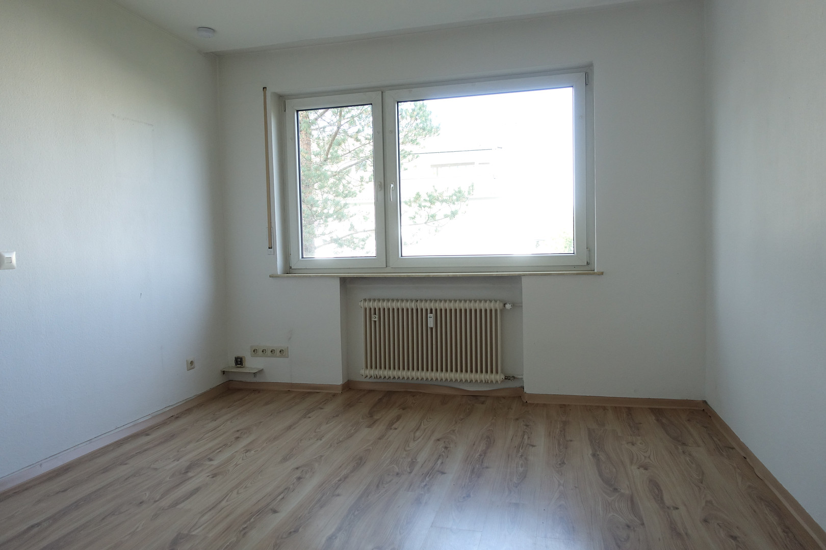 Einfamilienhaus mit Einliegerwohnung (eigener Eingang) ca. 250 m² Wohnfläche – Kiefernweg 1, 65510 Idstein – Vorschaubild 18