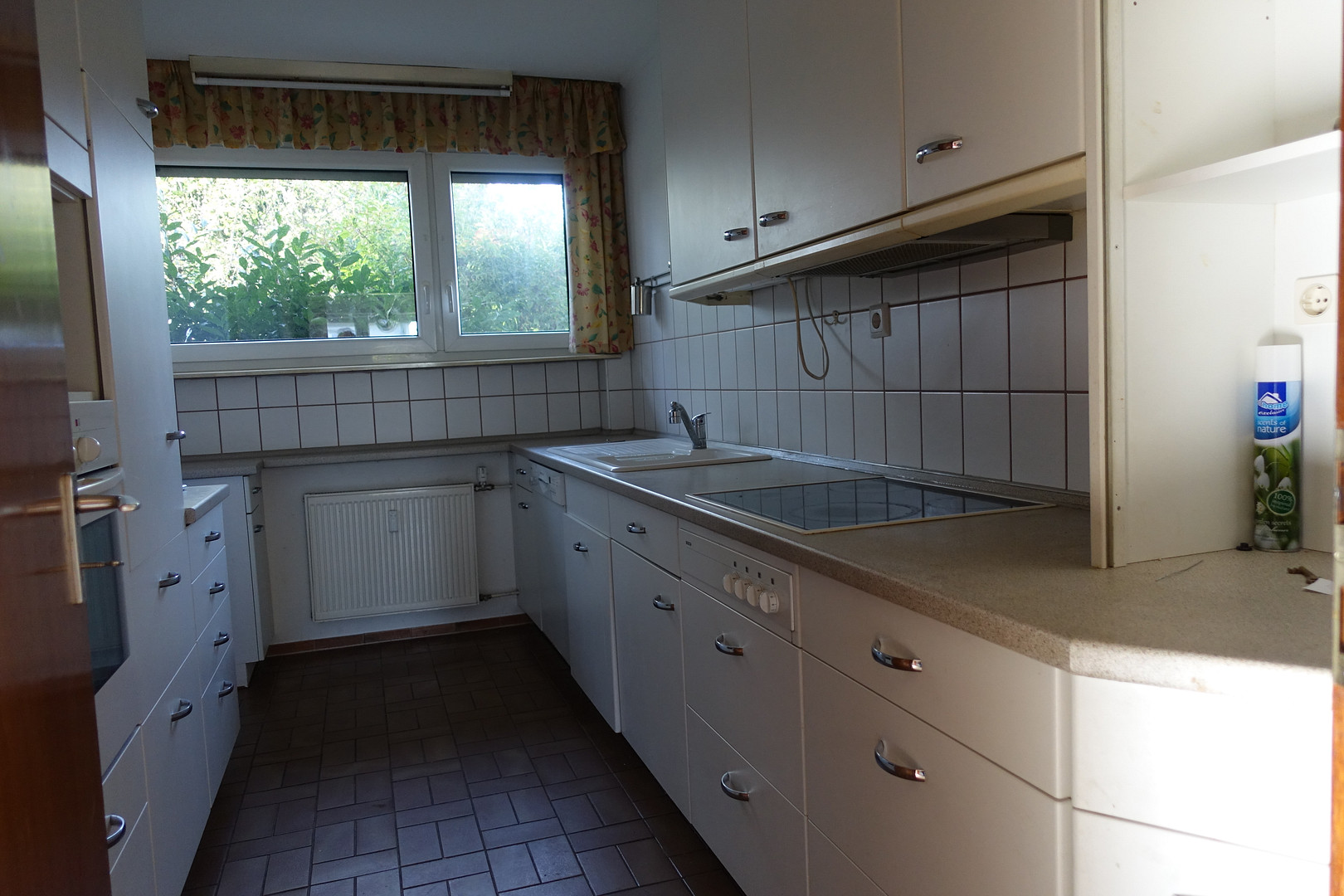 Einfamilienhaus mit Einliegerwohnung (eigener Eingang) ca. 250 m² Wohnfläche – Kiefernweg 1, 65510 Idstein – Vorschaubild 14