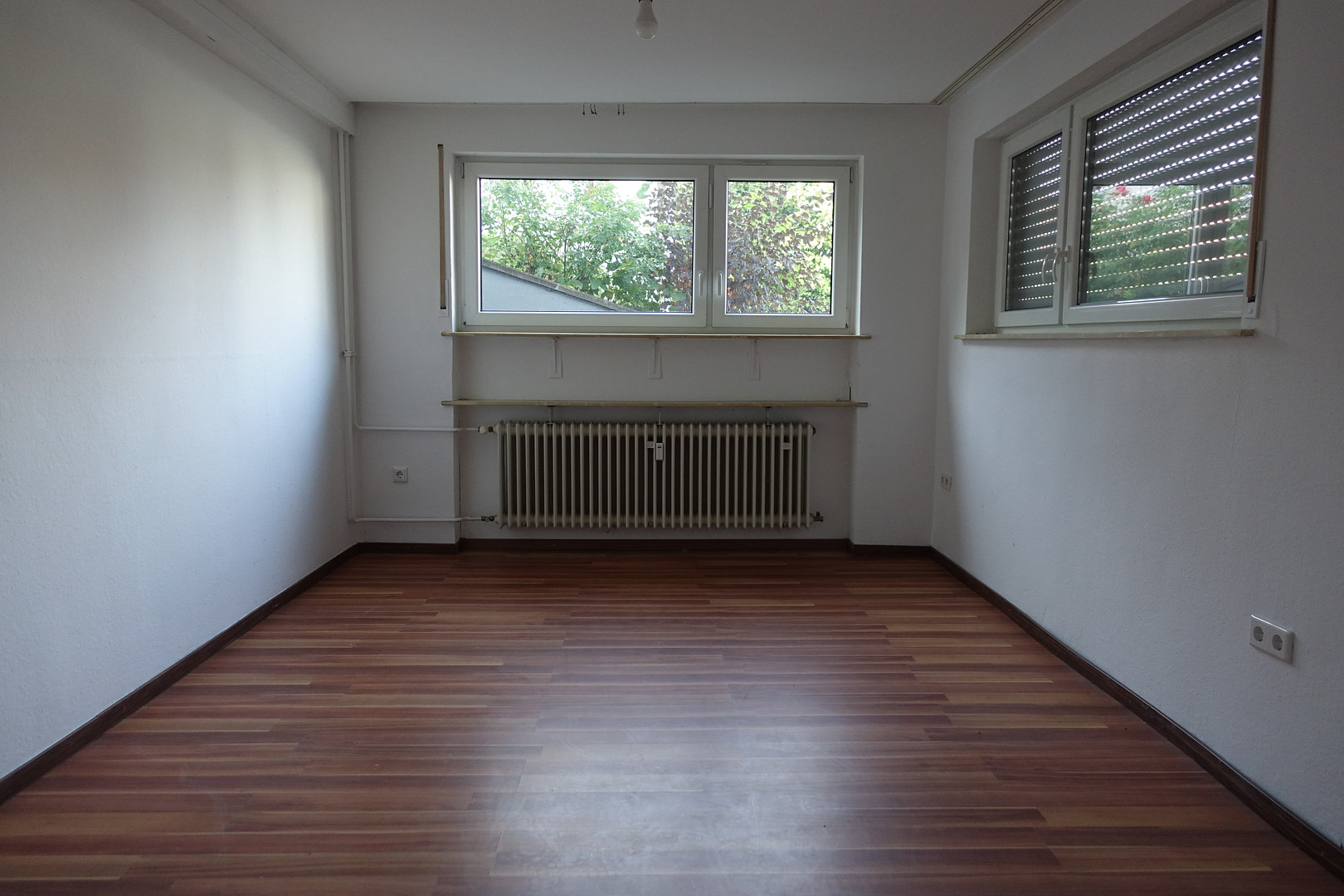 Einfamilienhaus mit Einliegerwohnung (eigener Eingang) ca. 250 m² Wohnfläche – Kiefernweg 1, 65510 Idstein – Vorschaubild 20