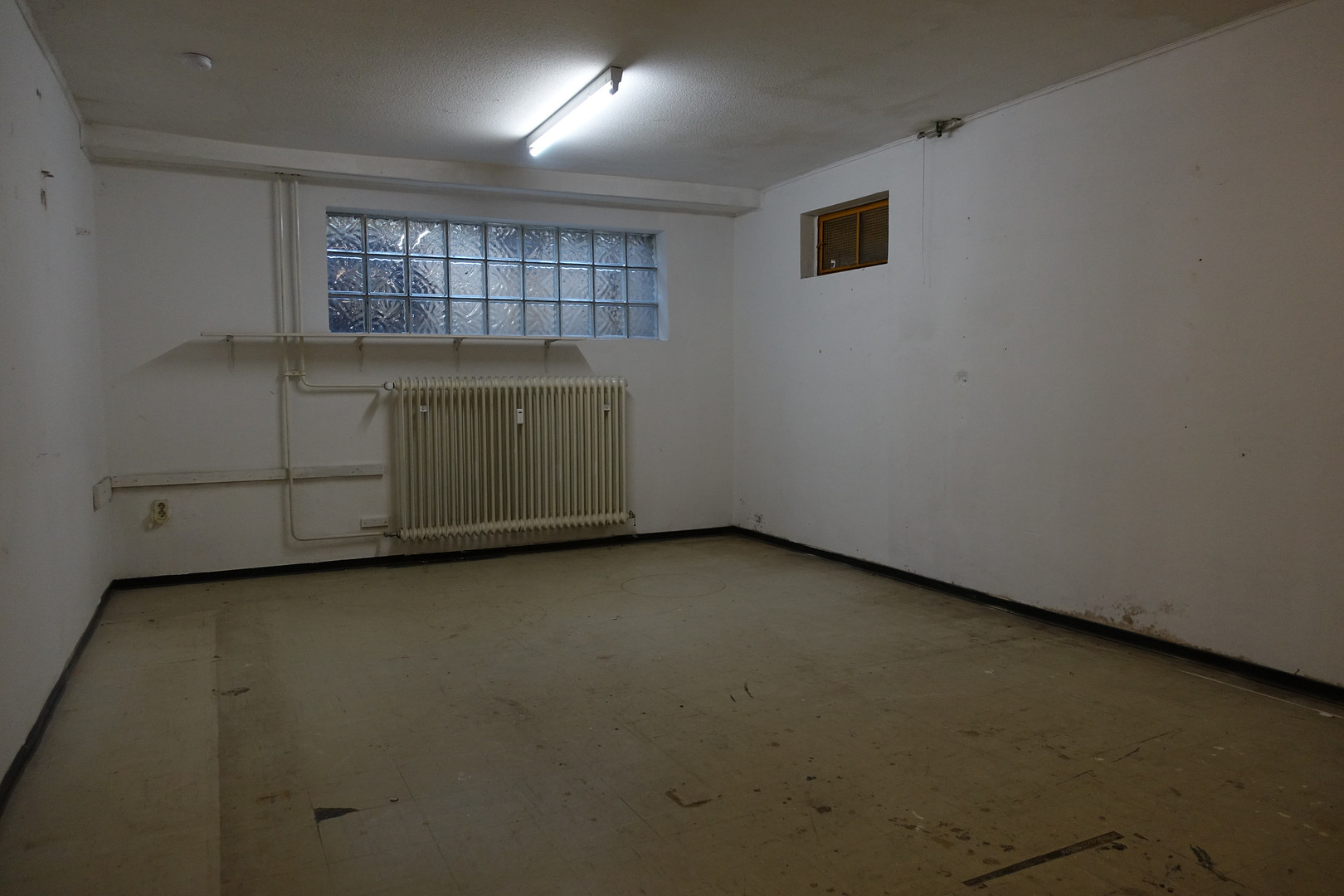 Einfamilienhaus mit Einliegerwohnung (eigener Eingang) ca. 250 m² Wohnfläche – Kiefernweg 1, 65510 Idstein – Vorschaubild 24