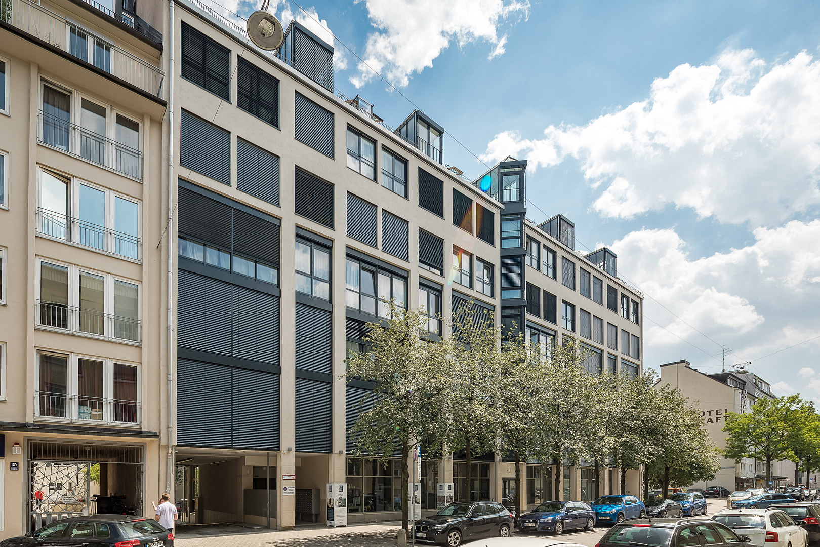 Großes Apartment, Möbiliert, im Zentrum Münchens ab 01.08.26 zu vermieten – Schillerstr.41, 80336 München(Ludwigsvorstadt) – Vorschaubild 12