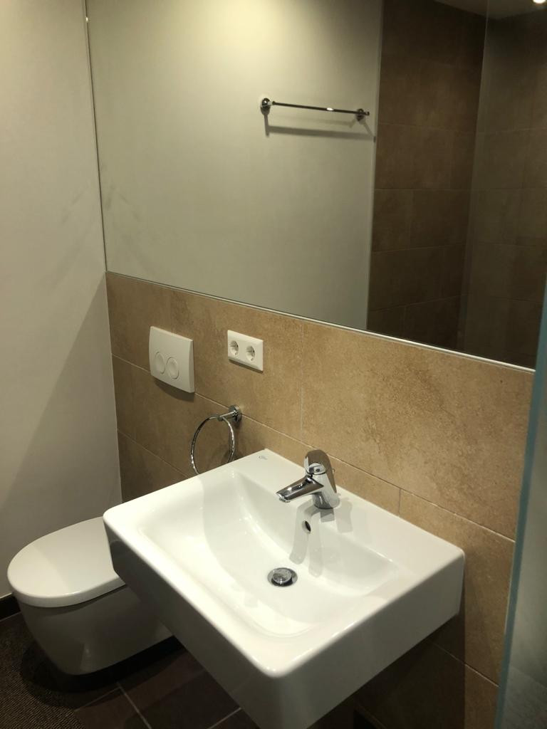 Großes Apartment, Möbiliert, im Zentrum Münchens ab 01.08.26 zu vermieten – Schillerstr.41, 80336 München(Ludwigsvorstadt) – Vorschaubild 8