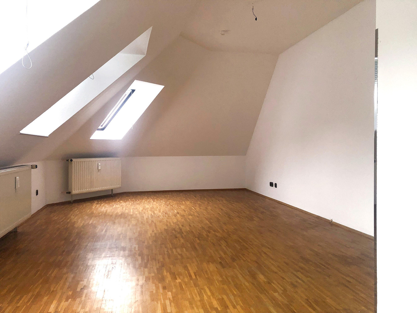 Tolle moderne DG Wohnung – Hagen – Vorschaubild 3