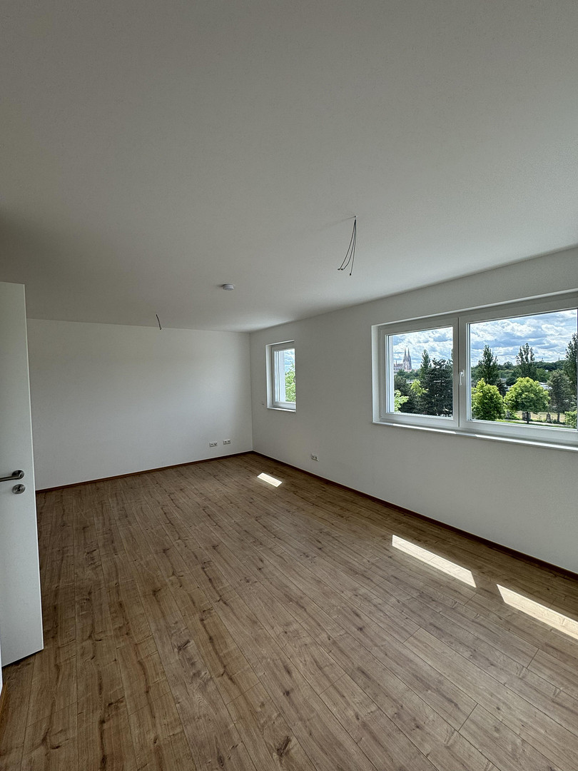 NEUBAU Effizienzhaus 40 - hochwertige 2-Zimmer Wohnung mit Balkon & Domblick in Regensburg-Steinweg – Alte Nürnberger Straße 57, 93059 Regensburg(Steinweg-Pfaffenstein) – Vorschaubild 2