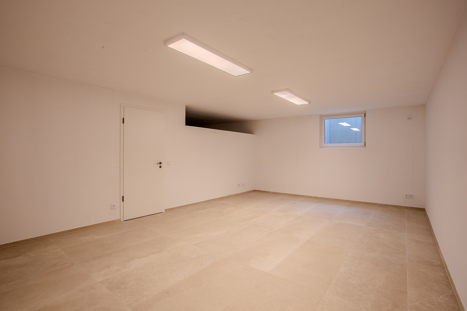 Exklusives Einfamilienhaus mit hochwertiger Ausstattung, Garage und Garten - ab 01.09.2026 – Auf den Gänseweisen 24a, 65835 Liederbach am Taunus – Vorschaubild 25
