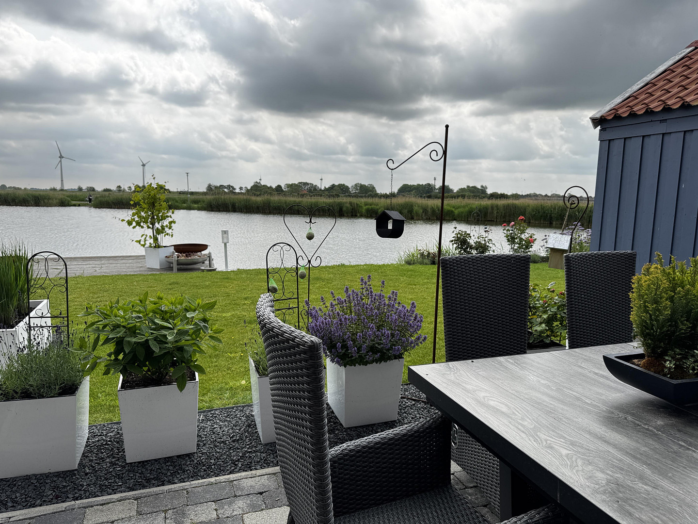 Doppelhaushälfte mit Flair und Charme - direkt am See + 300m zur Nordsee - KFW40 – Neuharlingersiel – Vorschaubild 3
