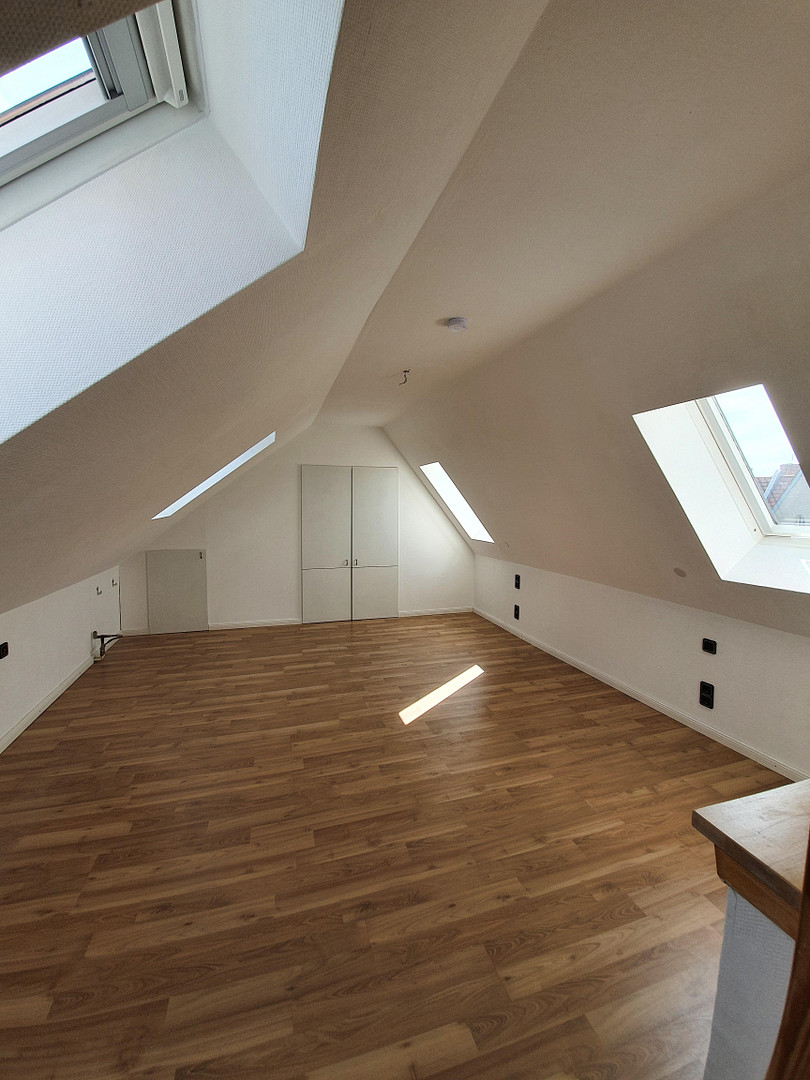 (provisions- u. bezugsfrei) Traumhafte, renovierte 4 Zimmer-Wohnung mit großer Dachterrasse – Berlin(Lankwitz) – Vorschaubild 12