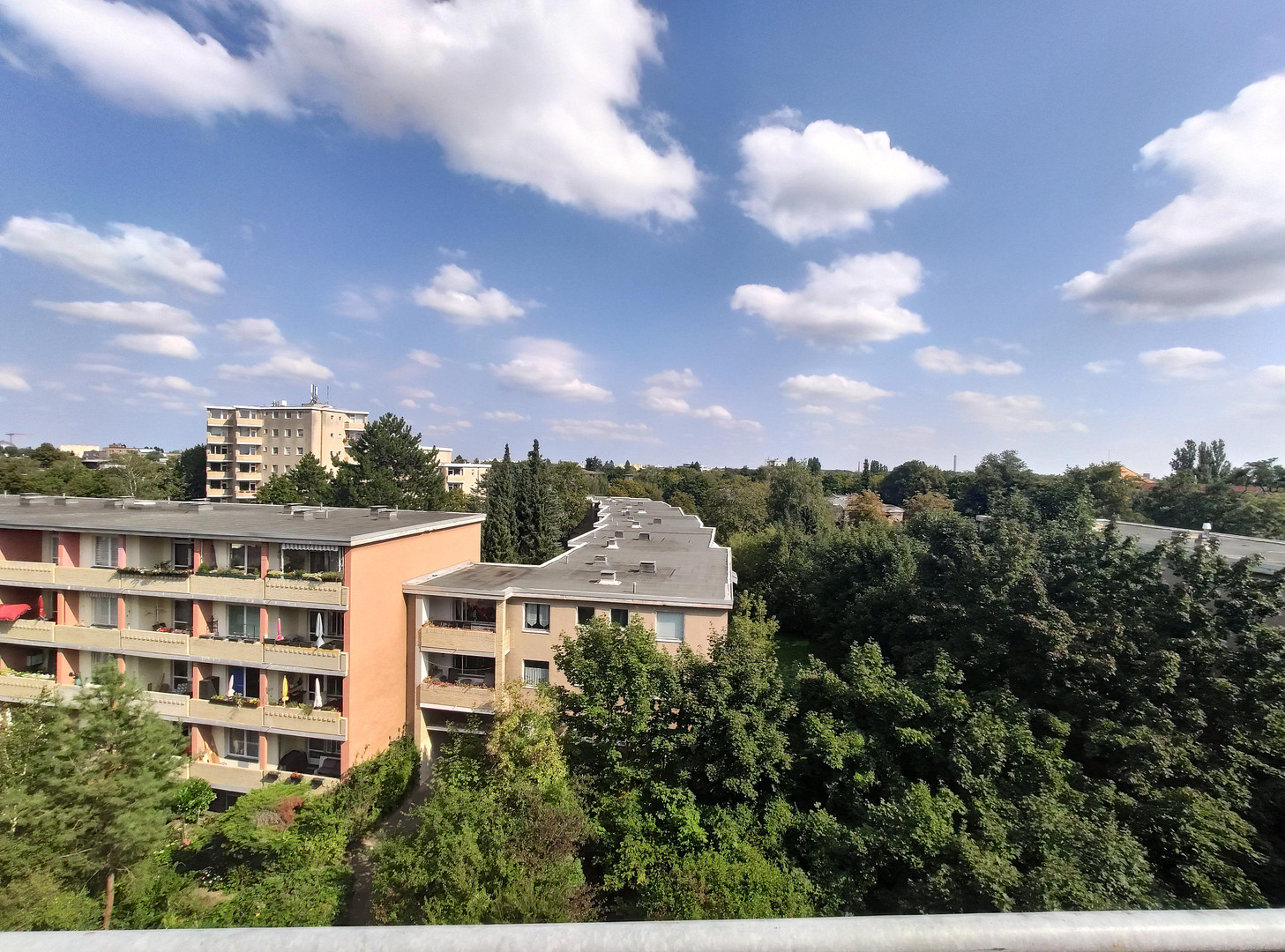 (provisions- u. bezugsfrei) Traumhafte, renovierte 4 Zimmer-Wohnung mit großer Dachterrasse – Berlin(Lankwitz) – Vorschaubild 6