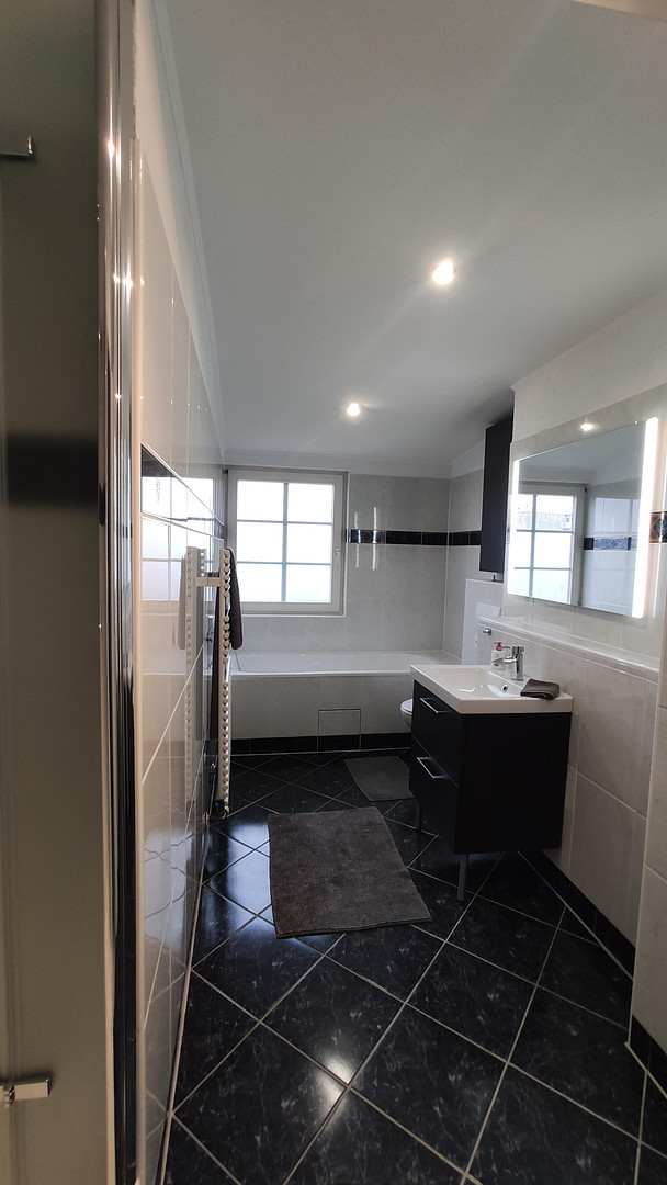 (provisions- u. bezugsfrei) Traumhafte, renovierte 4 Zimmer-Wohnung mit großer Dachterrasse – Berlin(Lankwitz) – Vorschaubild 18