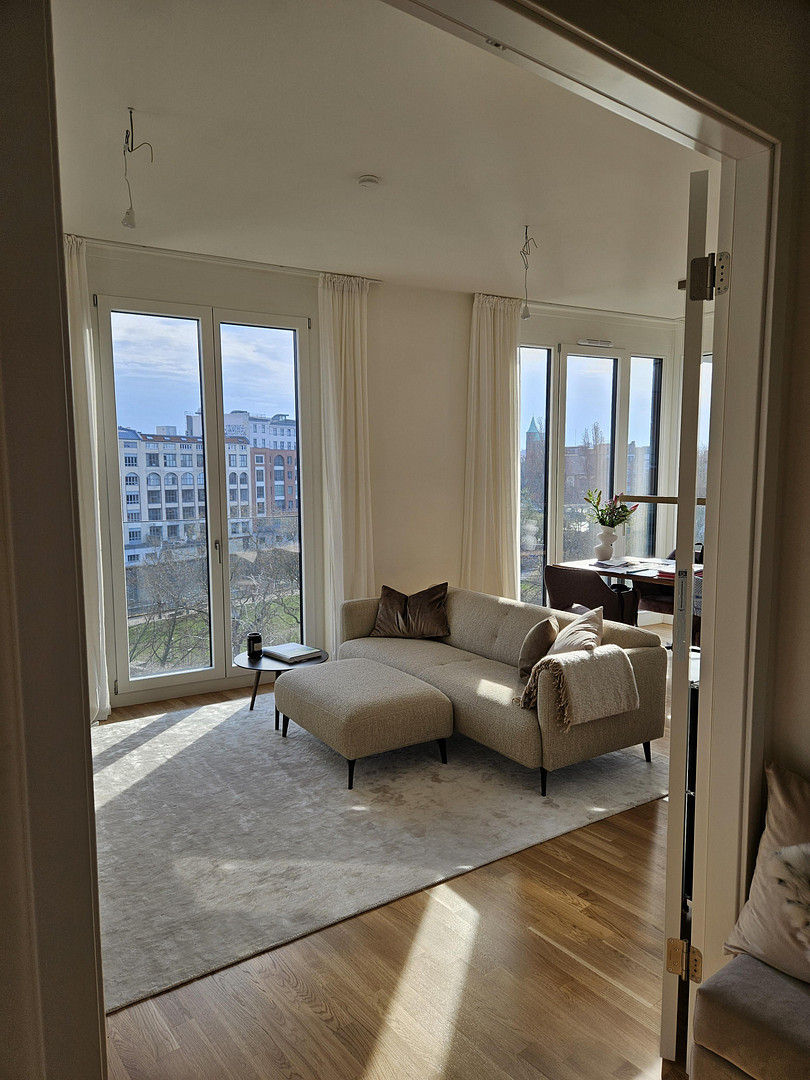 Traumhafte 4 Zimmer Wohnung mit direktem Spreeblick und Weitblick über die Stadt – Berlin(Charlottenburg) – Vorschaubild 2
