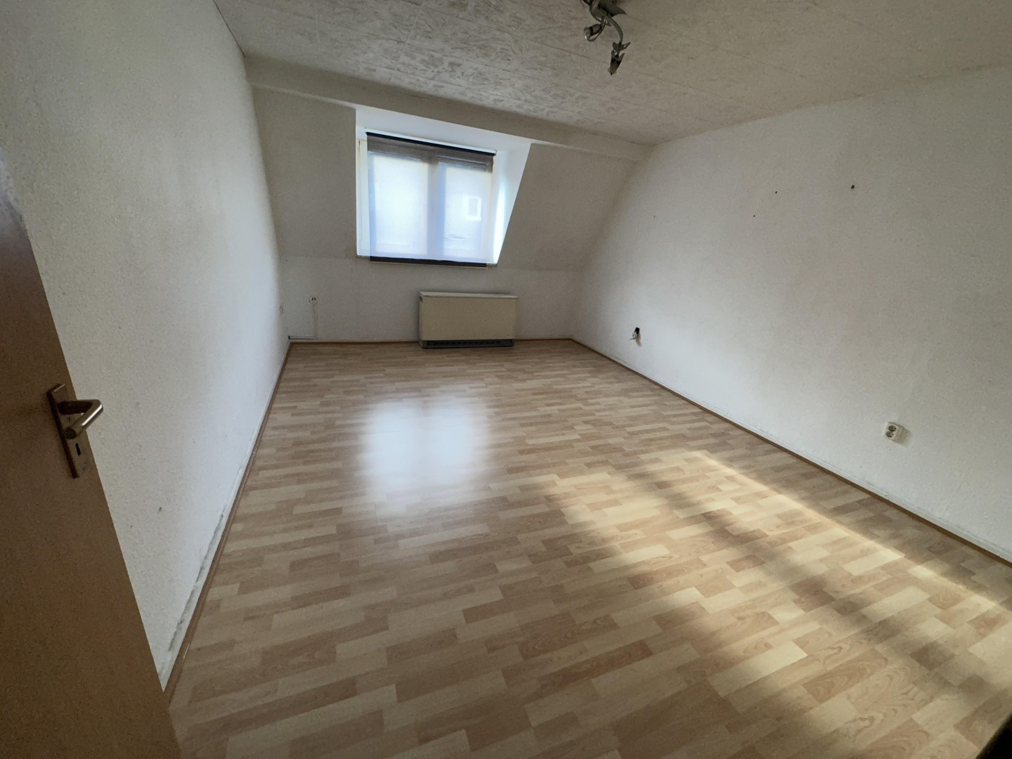 Gute gelegene, großzügige Wohnung im 3. OG – Haydnstr 22, 44147 Dortmund(Mitte) – Vorschaubild 8