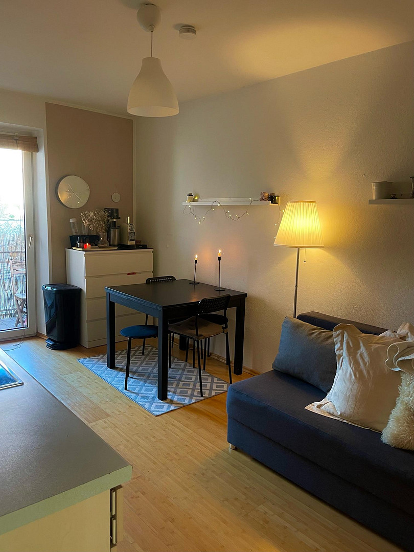 2,5 Zimmer hell, charmant, zentral mit  West-Südbalkon in München Laim – Fürstenriederstraße 8, 80687 München(Laim) – Vorschaubild 3