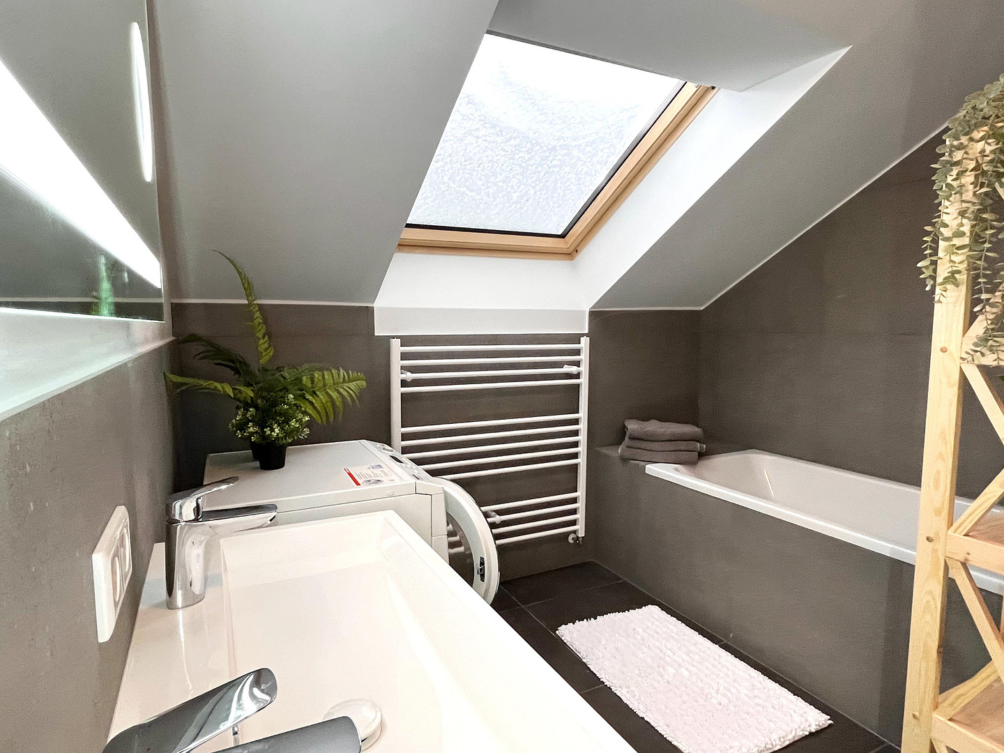 Modern, stilvolles Penthouse  mit guter Anbindung an die Münchner Innenstadt und Augsburg – Olching bei München(Neu-Esting) – Vorschaubild 9