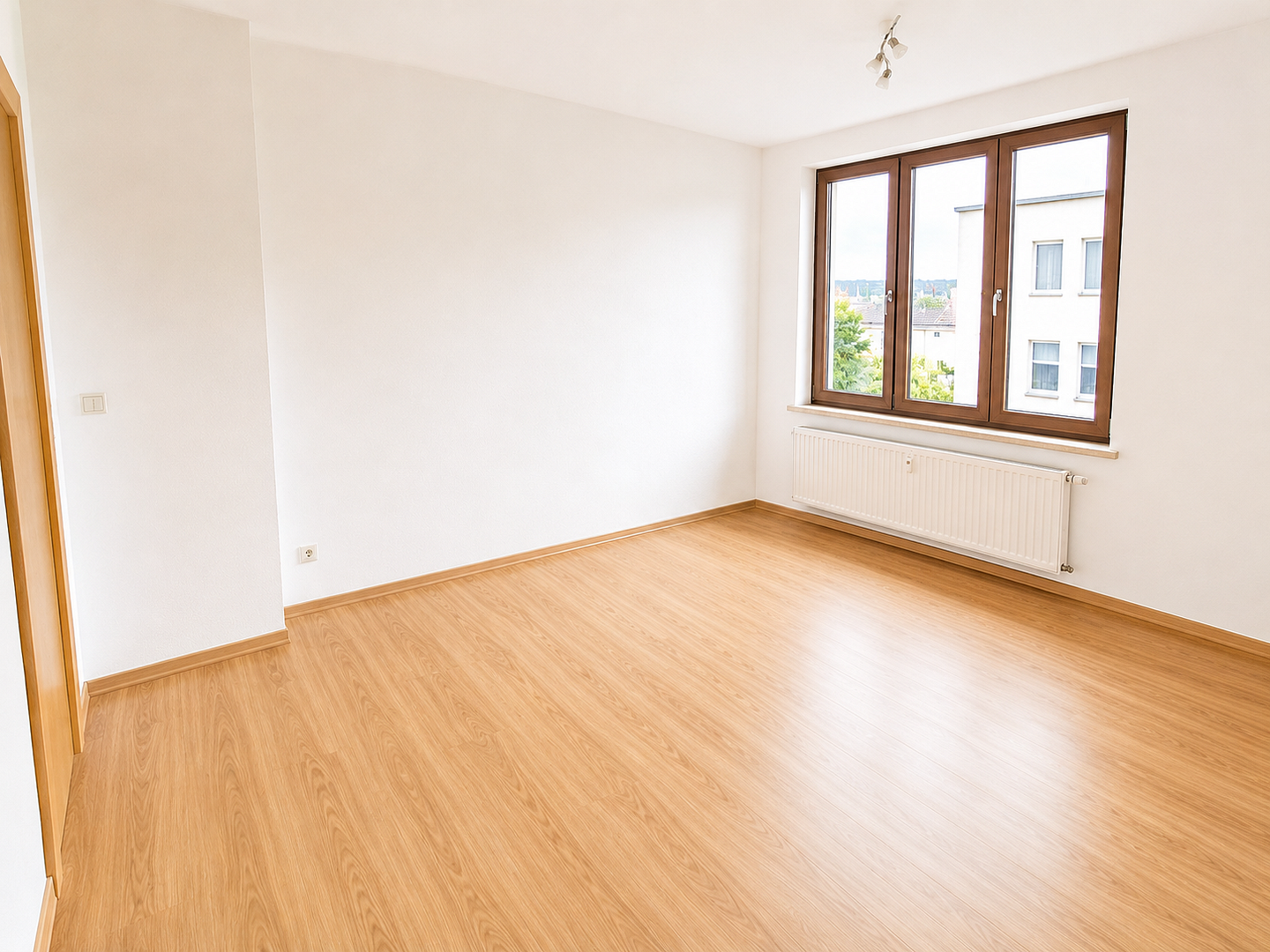 Clevere Kapitalanlage: Charmante 1-Zimmer-Wohnung in der Nähe historischer Kirche – Chemnitz(Lutherviertel) – Vorschaubild 13