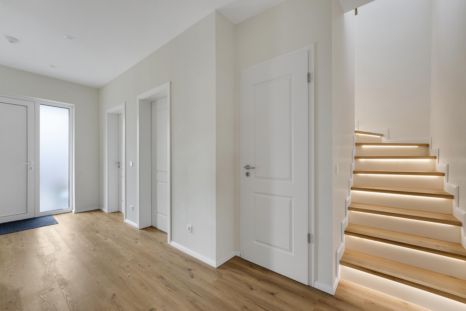 Exklusives und junges EFH mit Ferien-/Einliegerwohnung **provisionsfrei** – Willingen – Vorschaubild 4