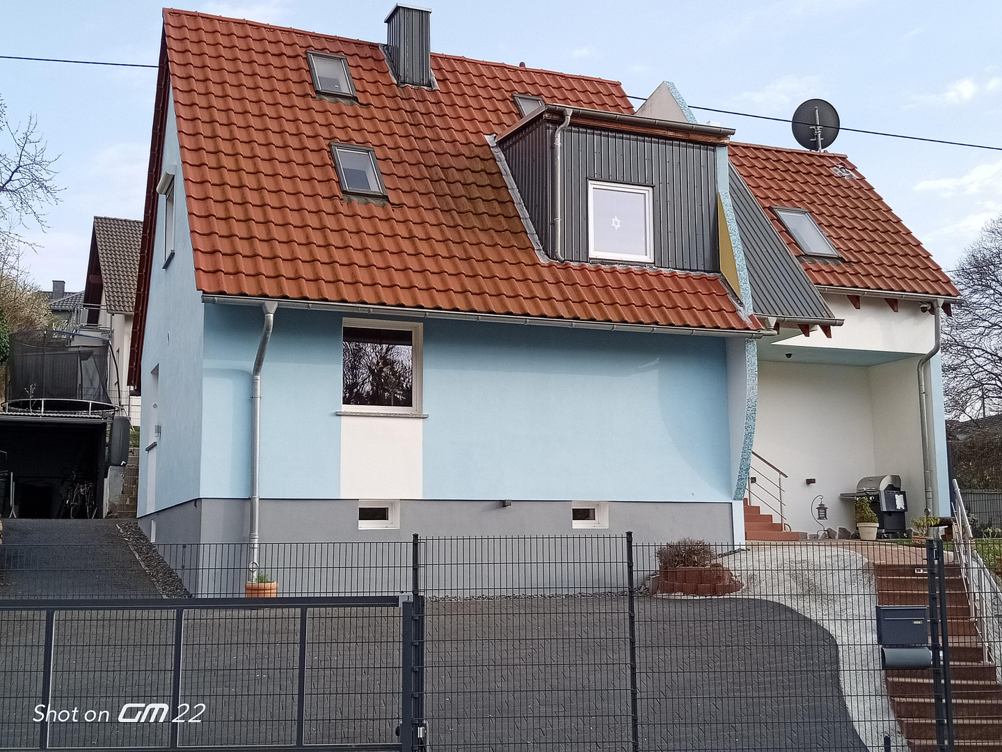 freistehendes Einfamilienhaus mit Einliegerwohnung, saniert und voll möbliert – 56075 Koblenz – Vorschaubild 2