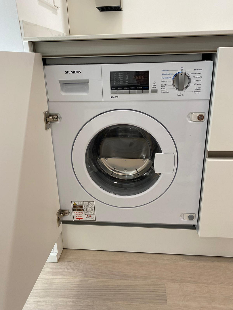helle Wohnung mit Süd/West-Ausrichtung, möbliert u. voll ausgestattet von Privat – München(Au) – Vorschaubild 16