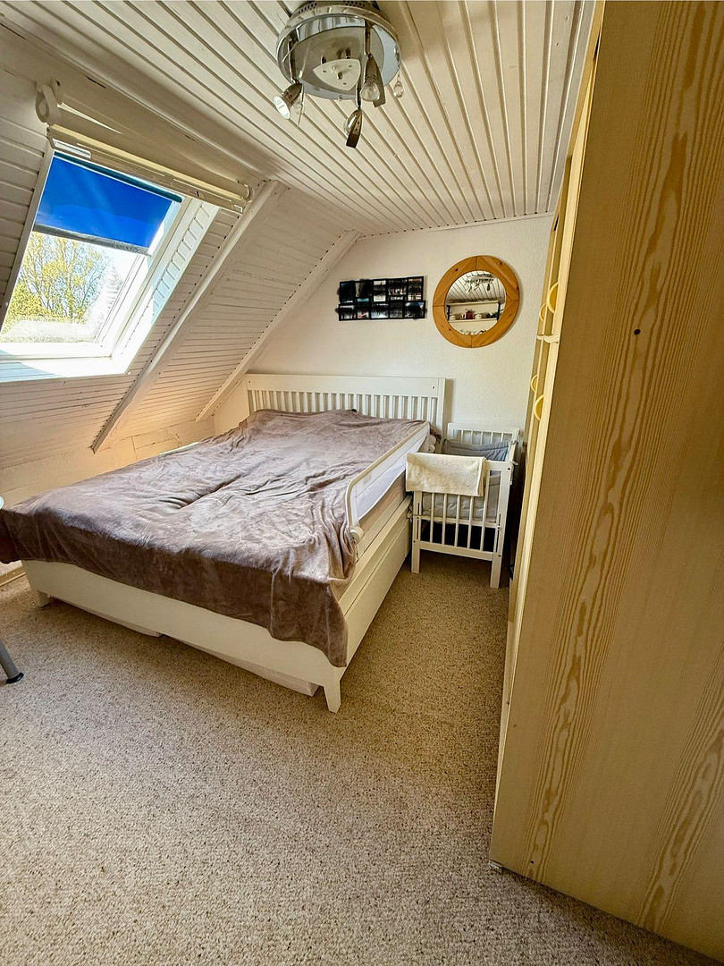Schnuckelige Dachgeschosswohnung Zentrumsnah in Schleswig – Schleswig – Vorschaubild 5
