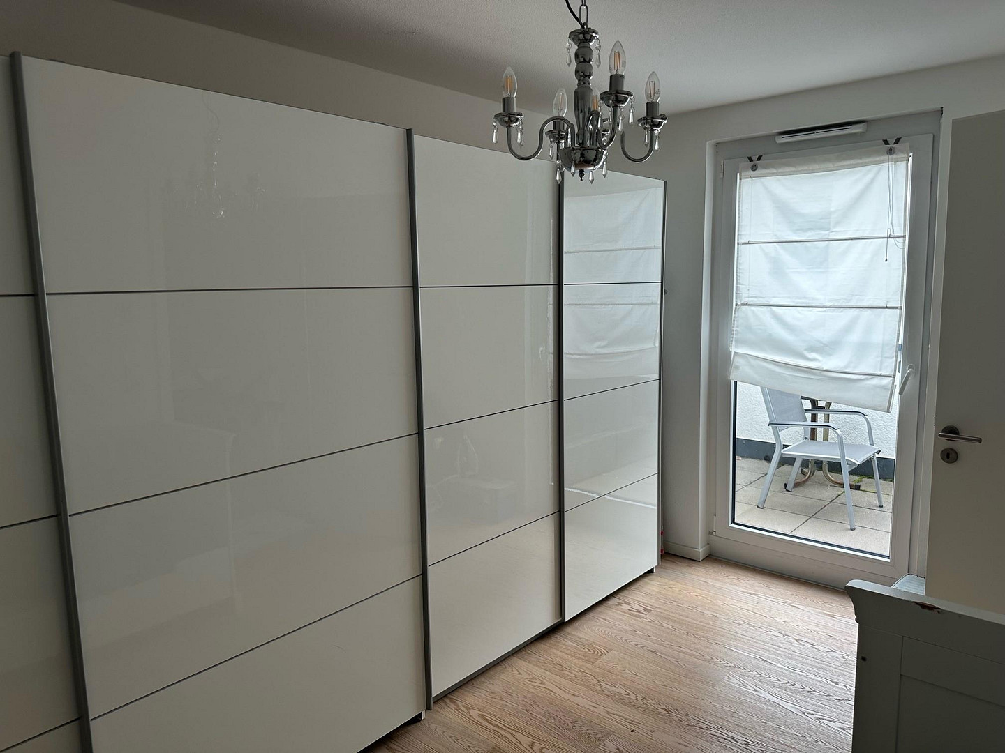 Exklusives Gartenhofhaus mit Garten, 2 Tiefgaragenstellplätzen und moderner Energietechnik – Wiesbaden(Naurod) – Vorschaubild 14