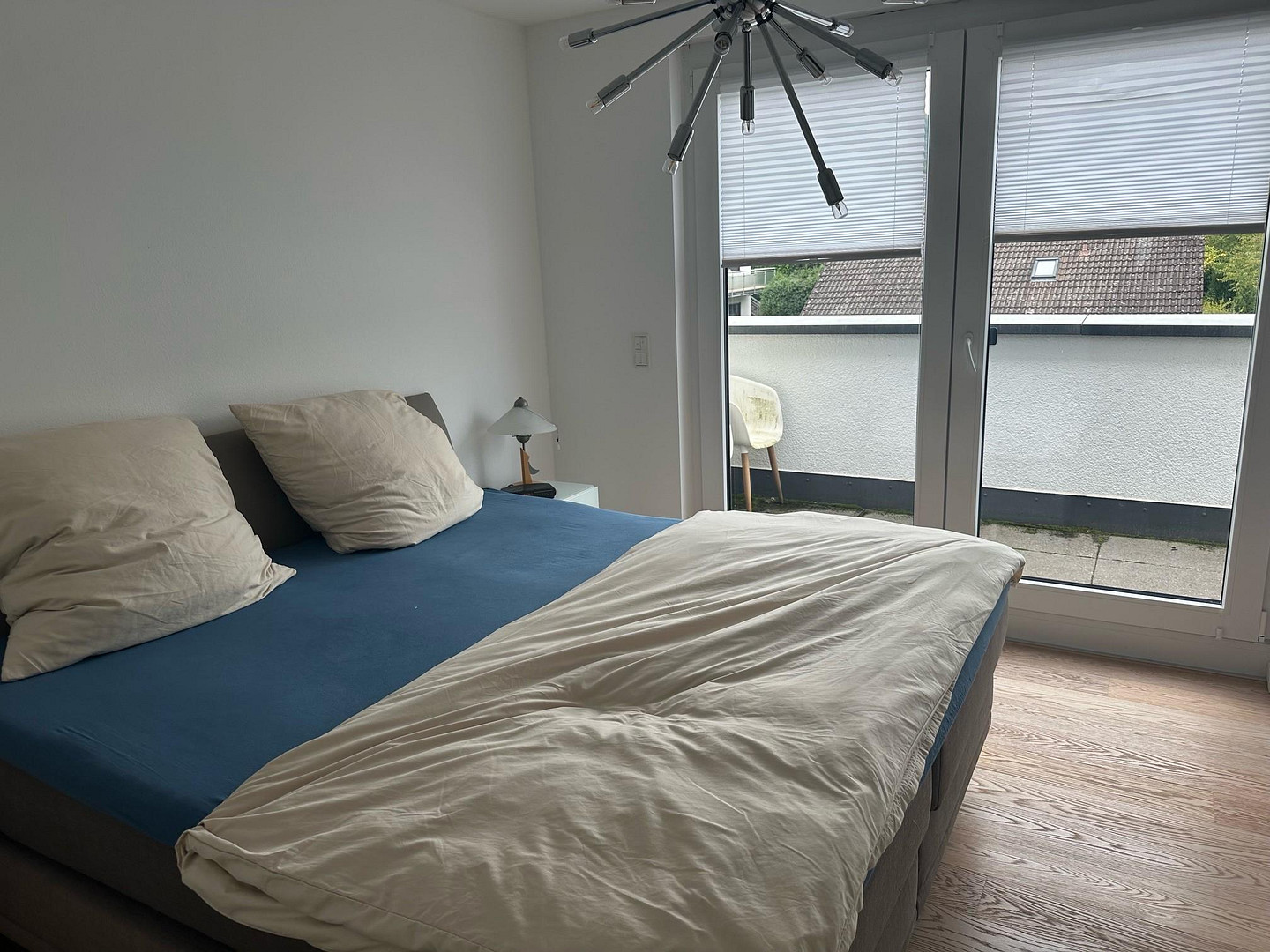 Exklusives Gartenhofhaus mit Garten, 2 Tiefgaragenstellplätzen und moderner Energietechnik – Wiesbaden(Naurod) – Vorschaubild 8