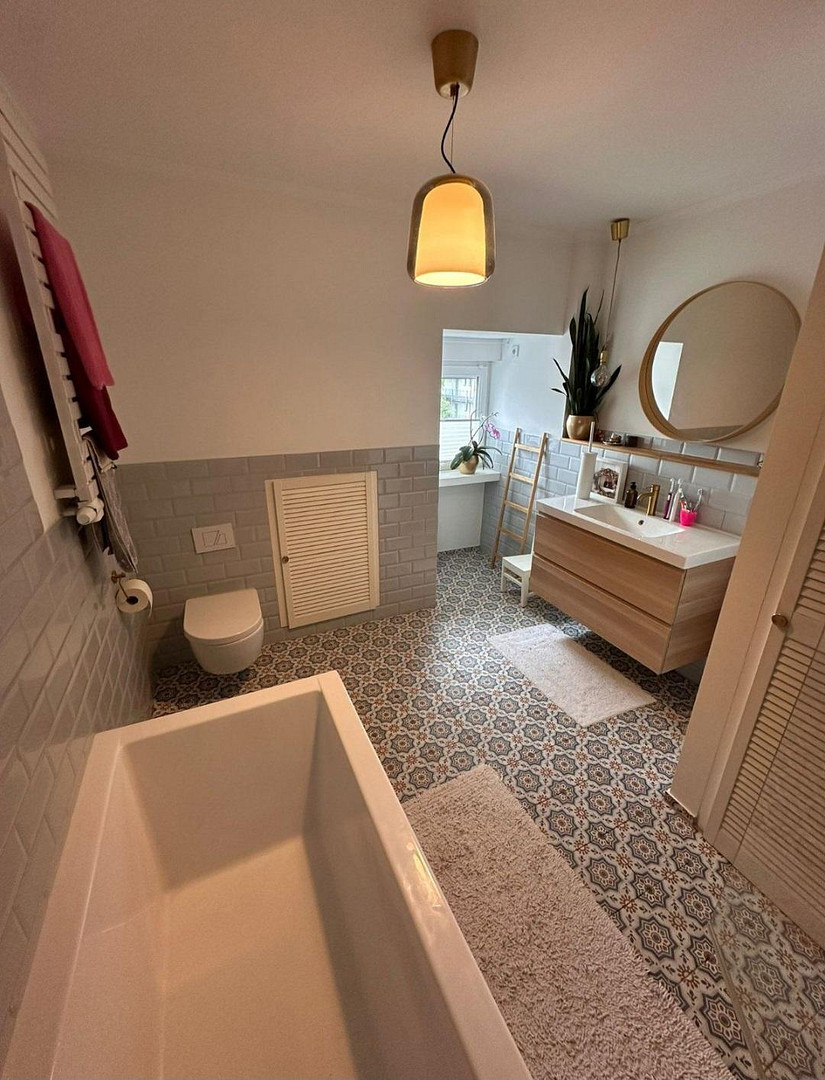 Hochwertig sanierte Maisonette-Wohnung mit 3 Zimmern, Garten und Stellplatz inklusive – 63069 Offenbach am Main – Vorschaubild 6