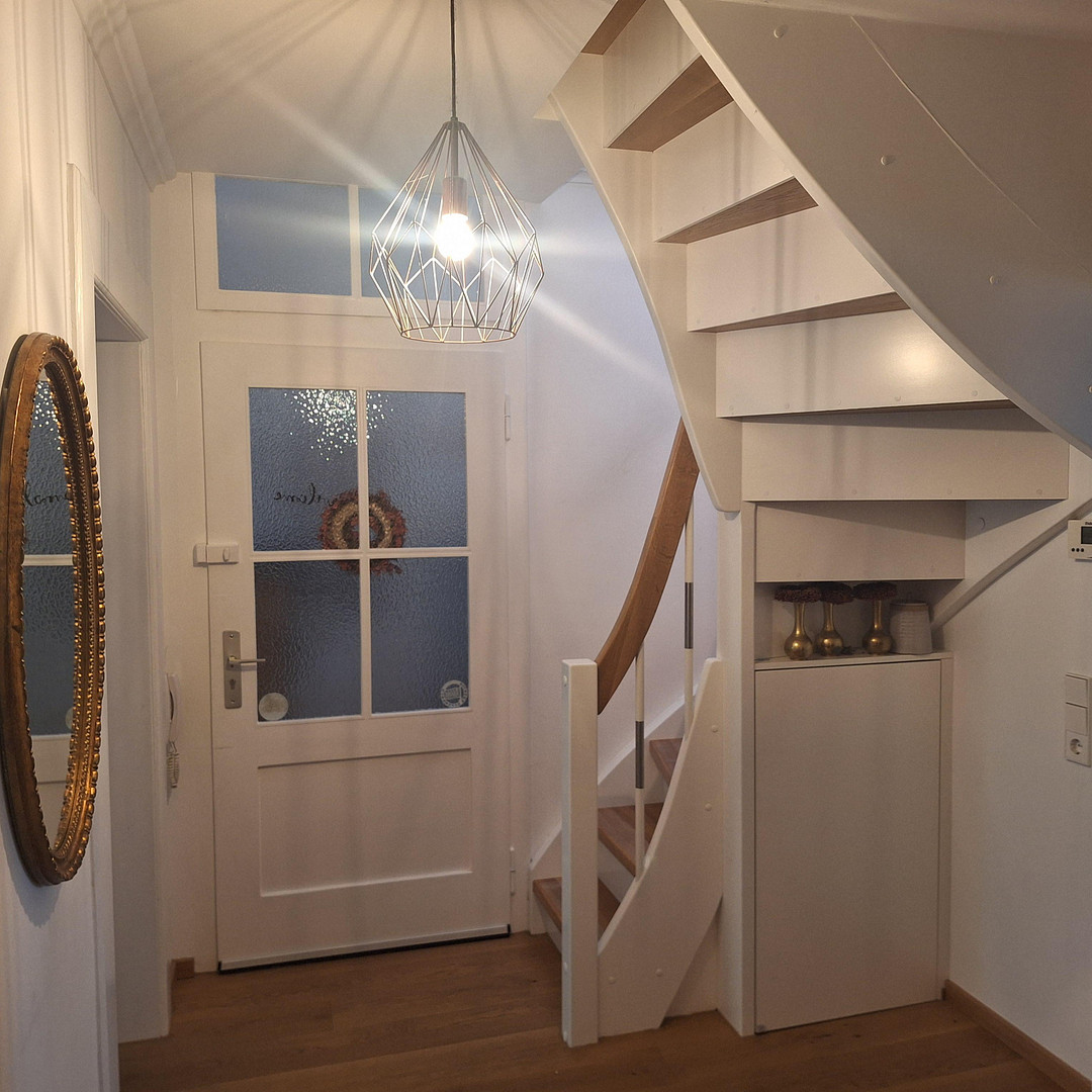 Hochwertig sanierte Maisonette-Wohnung mit 3 Zimmern, Garten und Stellplatz inklusive – 63069 Offenbach am Main – Vorschaubild 8