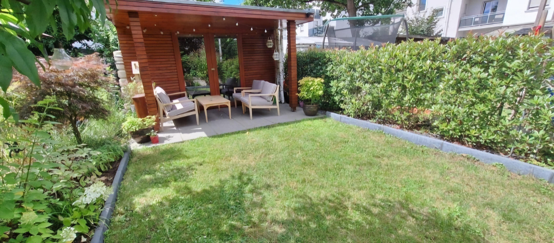 Hochwertig sanierte Maisonette-Wohnung mit 3 Zimmern, Garten und Stellplatz inklusive – 63069 Offenbach am Main – Vorschaubild 12