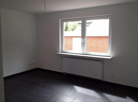 Ab 1.6.26: 70m² Wohnung mit Dachterrasse zentral in Sottrum, PKW-Stellplatz – Lindenstraße, 27367 Sottrum – Vorschaubild 2