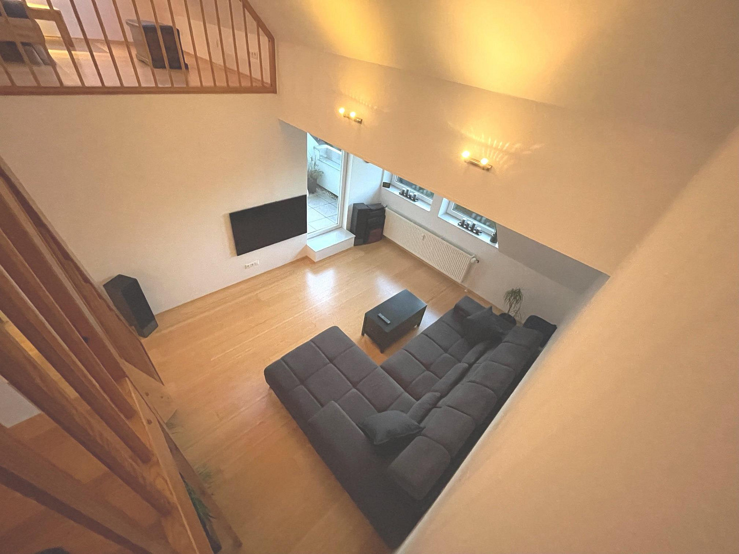 Helle voll möblierte Maisonette-Wohnung auf 2 Ebenen in ruhiger Lage in Hamburg-Eidelstedt – Pflugacker 17 b, 22523 Hamburg(Eidelstedt) – Vorschaubild 9