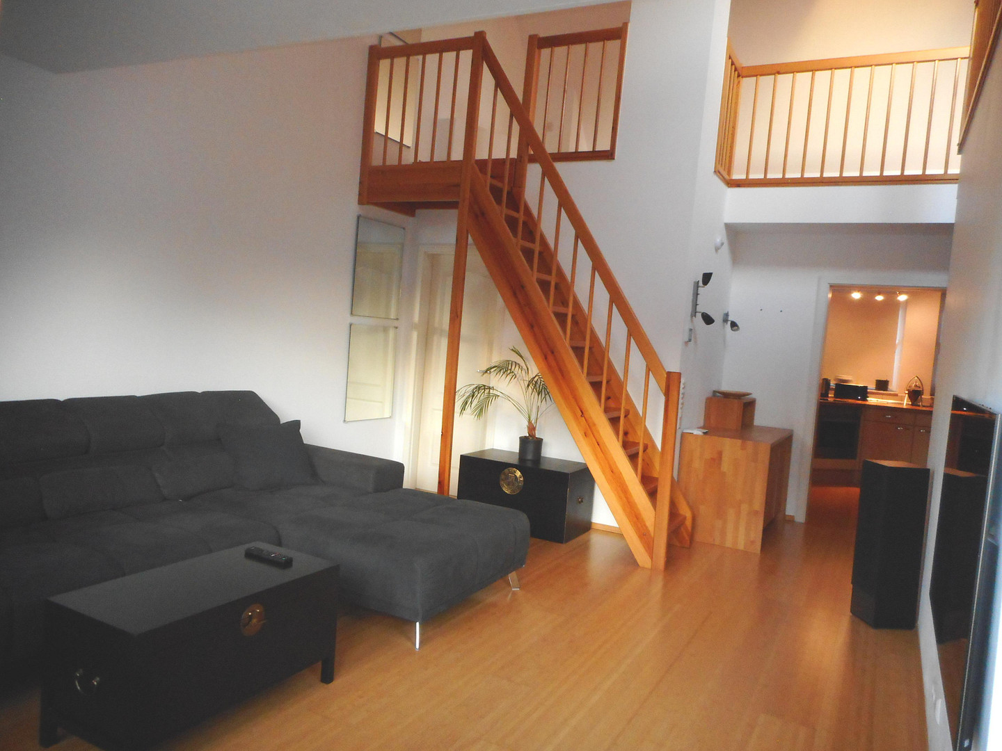 Helle voll möblierte Maisonette-Wohnung auf 2 Ebenen in ruhiger Lage in Hamburg-Eidelstedt – Pflugacker 17 b, 22523 Hamburg(Eidelstedt) – Vorschaubild 11