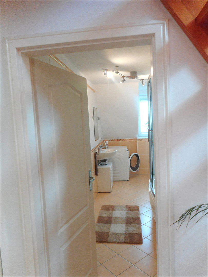 Helle voll möblierte Maisonette-Wohnung auf 2 Ebenen in ruhiger Lage in Hamburg-Eidelstedt – Pflugacker 17 b, 22523 Hamburg(Eidelstedt) – Vorschaubild 27