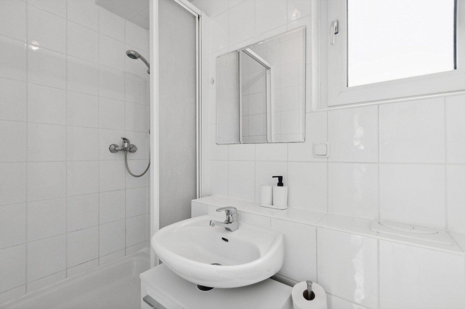 Möbliertes 3 Zimmer Apartment mit EBK für bis 5 Personen nähe Germarkenplatz – Küntzelstraße 33, 45147 Essen(Holsterhausen) – Vorschaubild 13