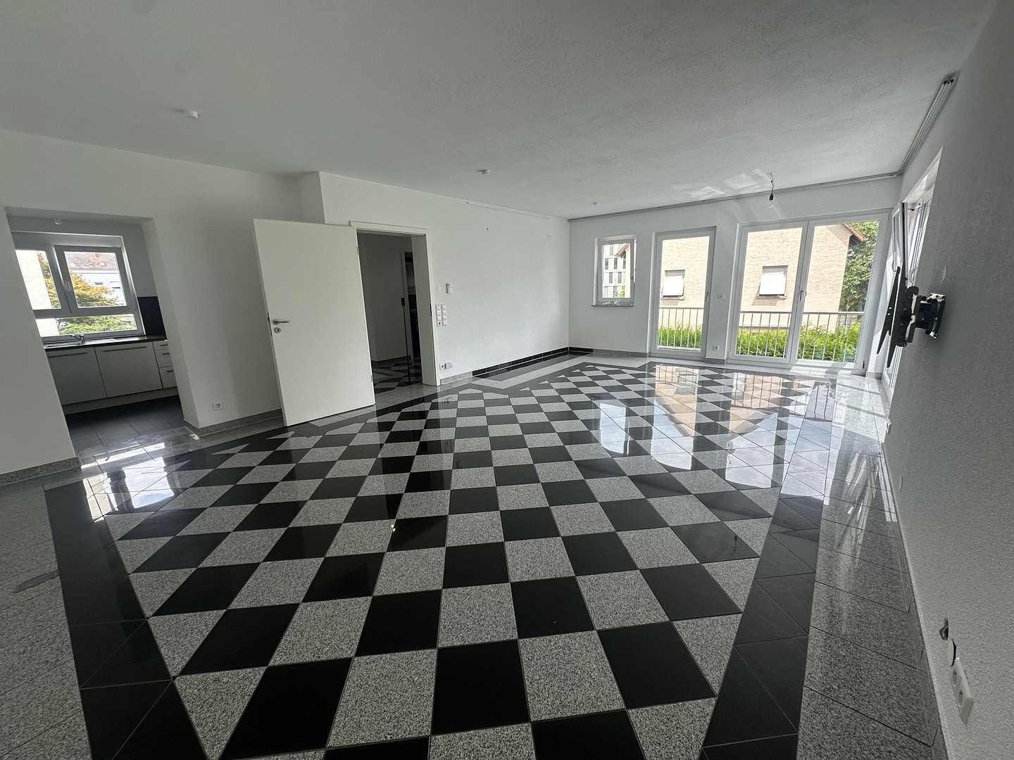 HN-Süd: 2-3 Zi., 95m², Maisonetten Whg.! – 74074 Heilbronn – Vorschaubild 2