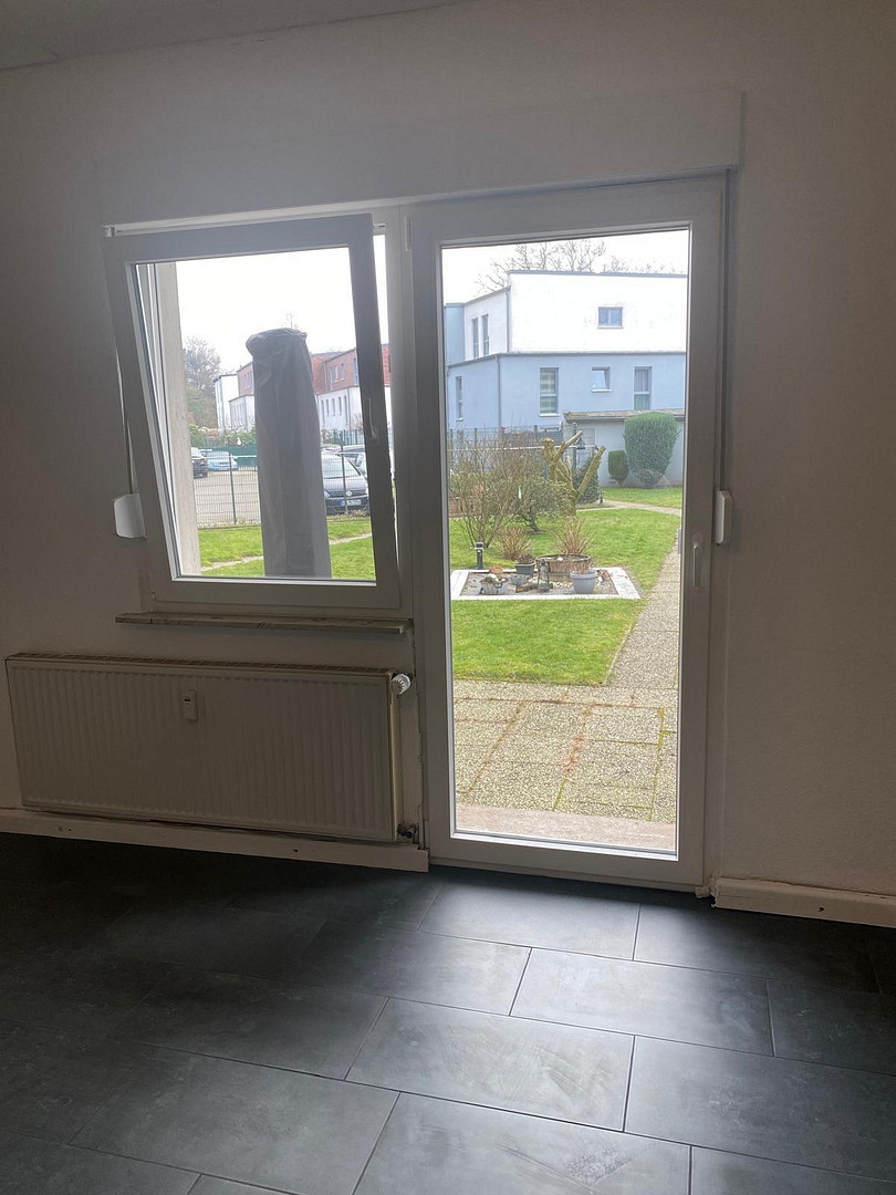 Schöne 3,5 Zimmer Erdgeschoss Wohnung in Gelsenkirchen Buer mit Terrasse,  Garten, – Dorstener Straße 33, 45894 Gelsenkirchen(Buer-Mitte) – Vorschaubild 4