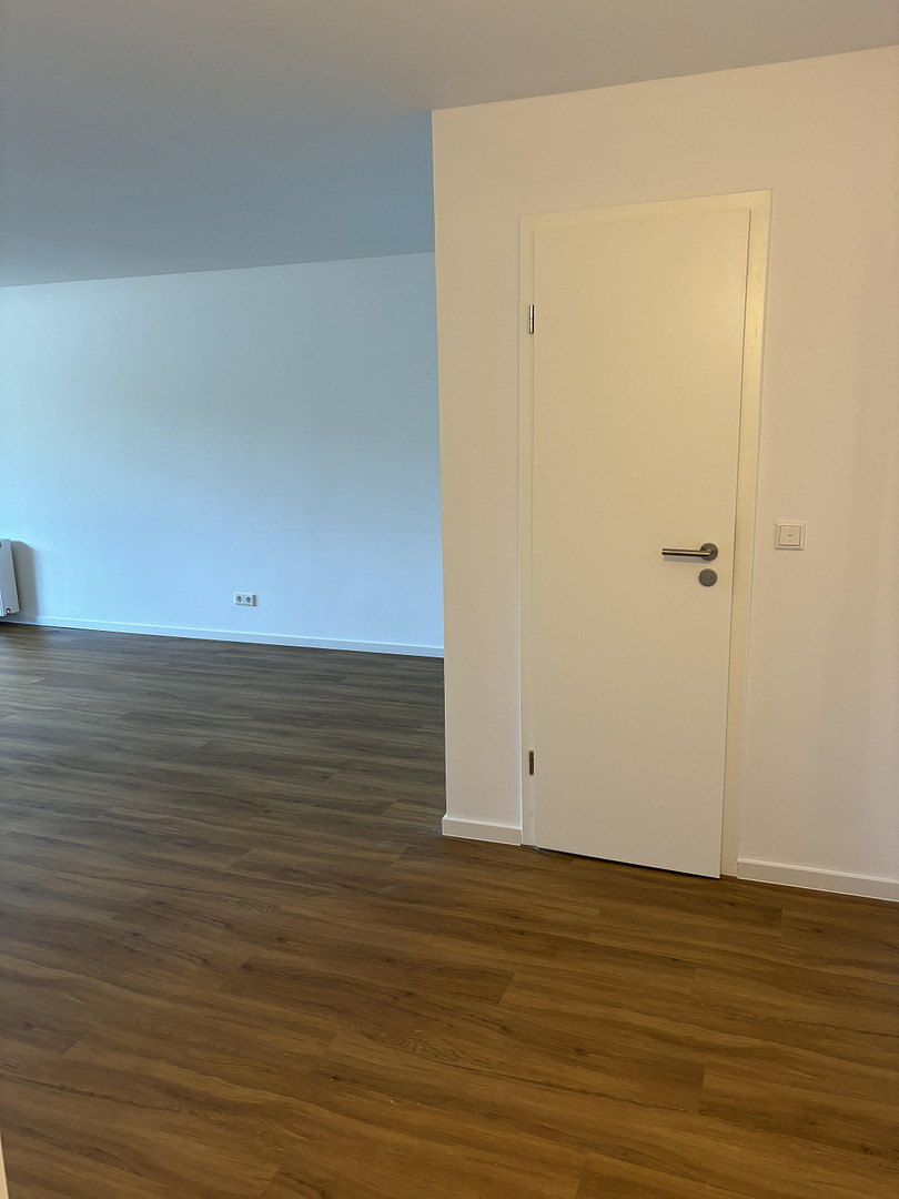 Apartment in Kaiserswerth, Zweitbezug nach Kernsanierung, Terrasse – Walburgisstr. 7, 40489 Dasseldorf(Kaiserswerth) – Vorschaubild 6