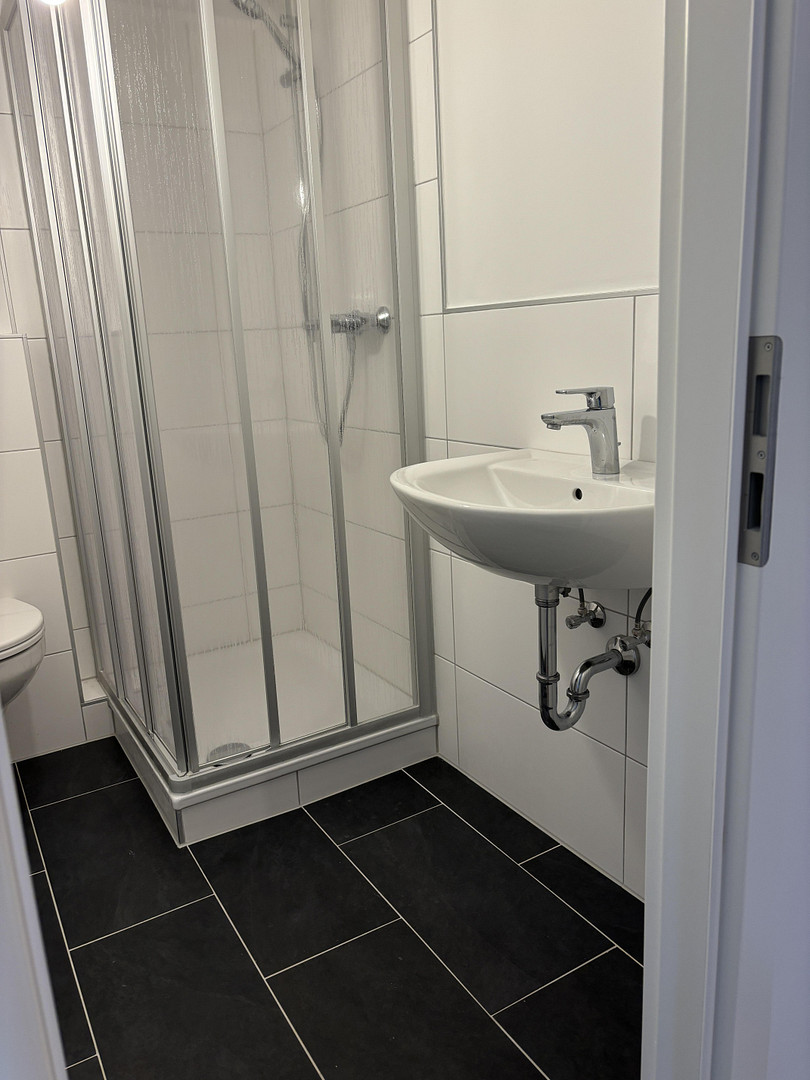 Apartment in Kaiserswerth, Zweitbezug nach Kernsanierung, Terrasse – Walburgisstr. 7, 40489 Dasseldorf(Kaiserswerth) – Vorschaubild 8