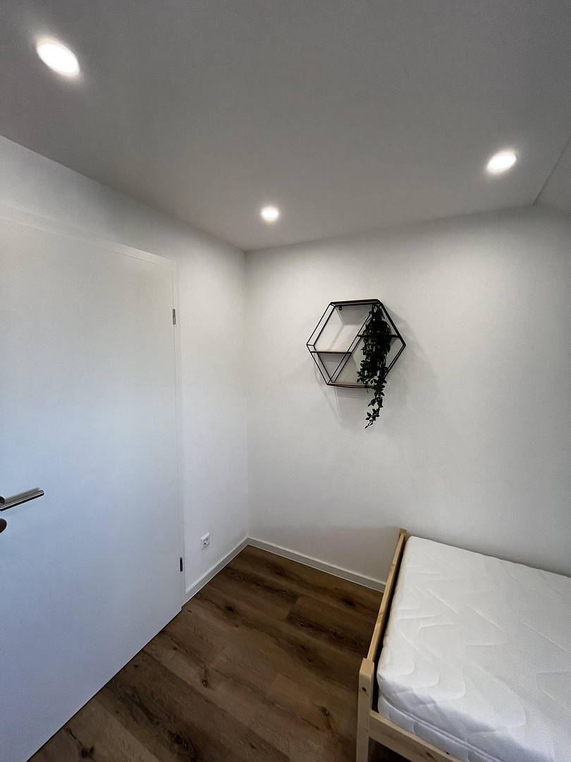 Vollmöbliertes WG-Zimmer nähe Stadtzentrum Heilbronn frei ab sofort – Käferflugstraße 24, 74076 Heilbronn – Vorschaubild 5