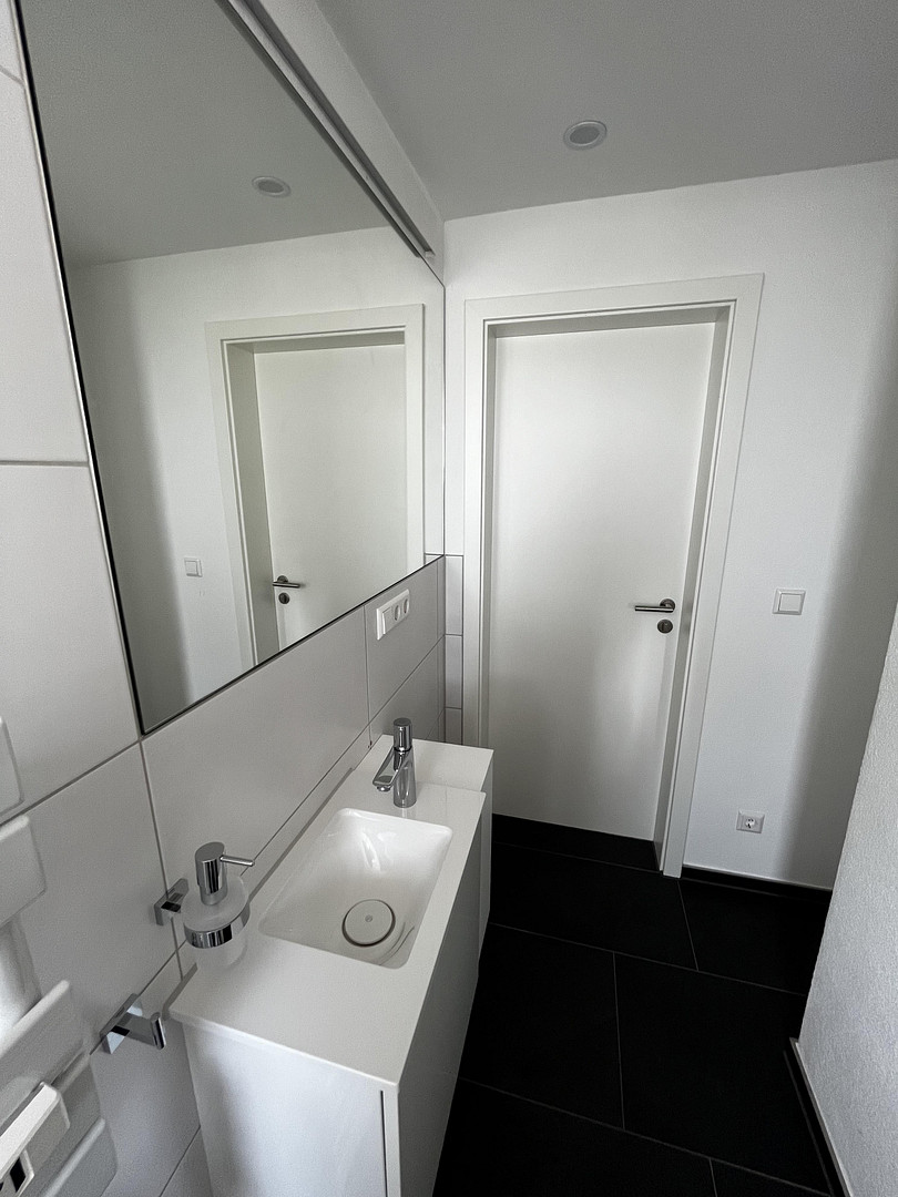 Vollmöbliertes WG-Zimmer nähe Stadtzentrum Heilbronn frei ab sofort – Käferflugstraße 24, 74076 Heilbronn – Vorschaubild 11