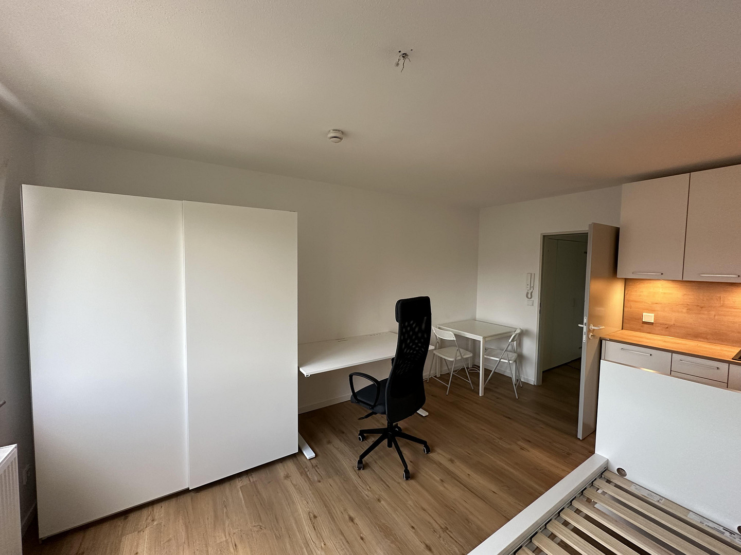Modernes, frisch saniertes und möbliertes Apartment zum Wohlfühlen