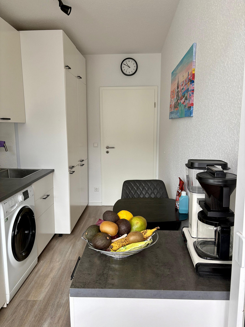Zweitbezug nach Sanierung, 2-Zi-Wohnung in D-Zoo, neues Bad, 2 Balkone – 40235 Düsseldorf(Düsseltal) – Vorschaubild 9