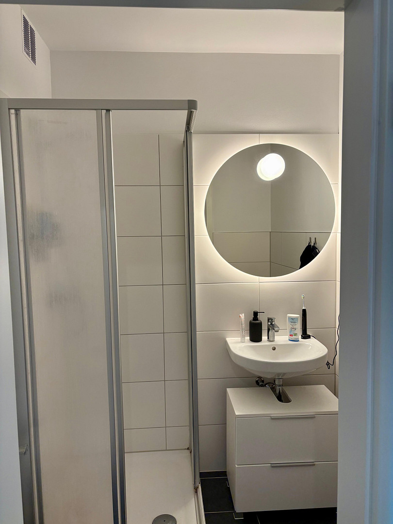 Zweitbezug nach Sanierung, 2-Zi-Wohnung in D-Zoo, neues Bad, 2 Balkone – 40235 Düsseldorf(Düsseltal) – Vorschaubild 5