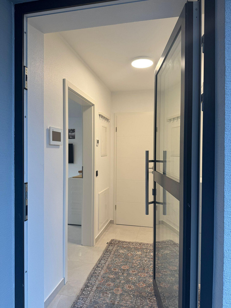 Erstbezug: Vollmöbeliertes modernes Apartment in ruhiger Lage – Leverkusen(Schlebusch) – Vorschaubild 2