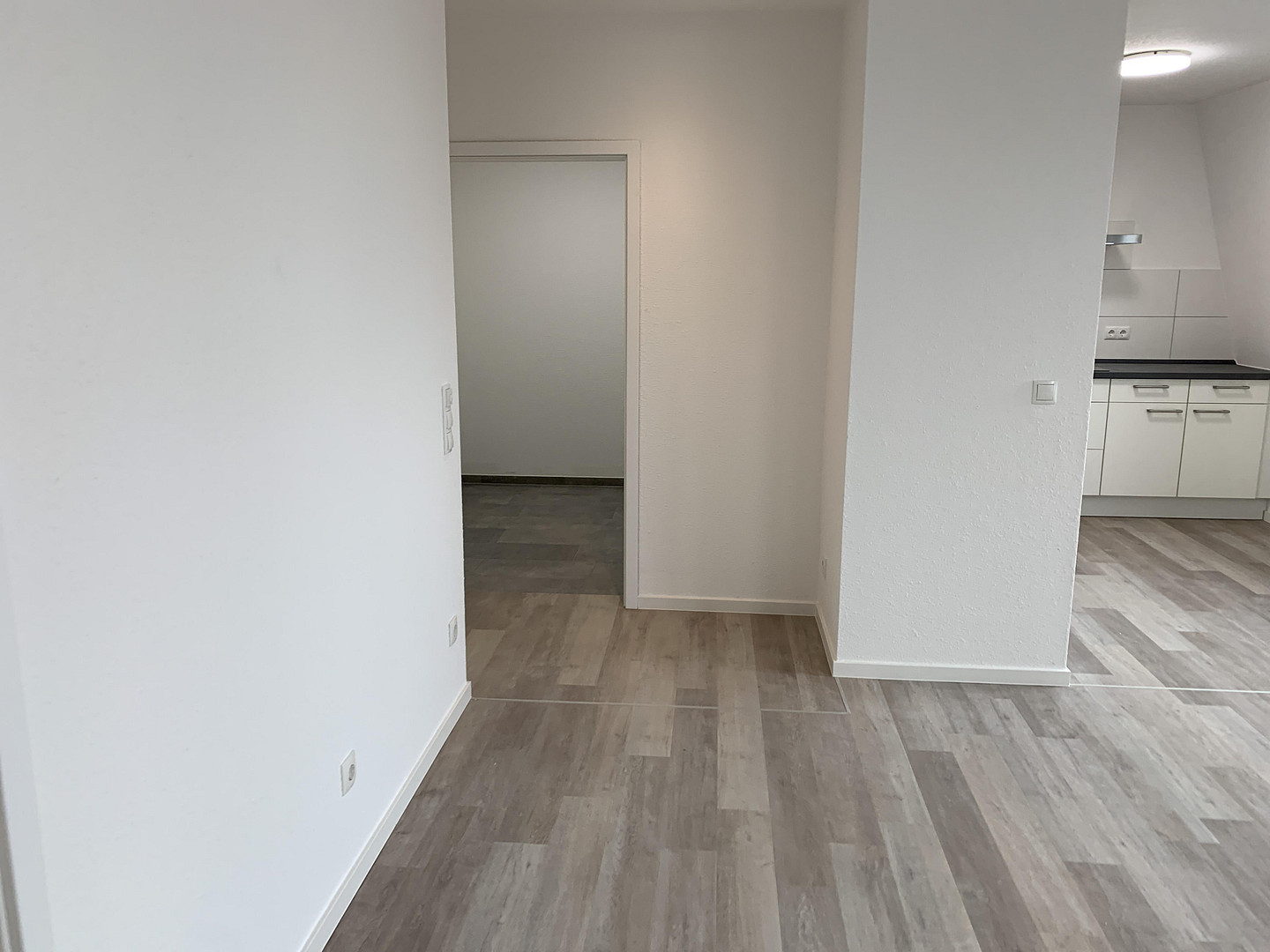 Moderne 3-Zimmer-Wohnung mit 2 Bädern und Tiefgaragenplatz – 48529 Nordhorn – Vorschaubild 7